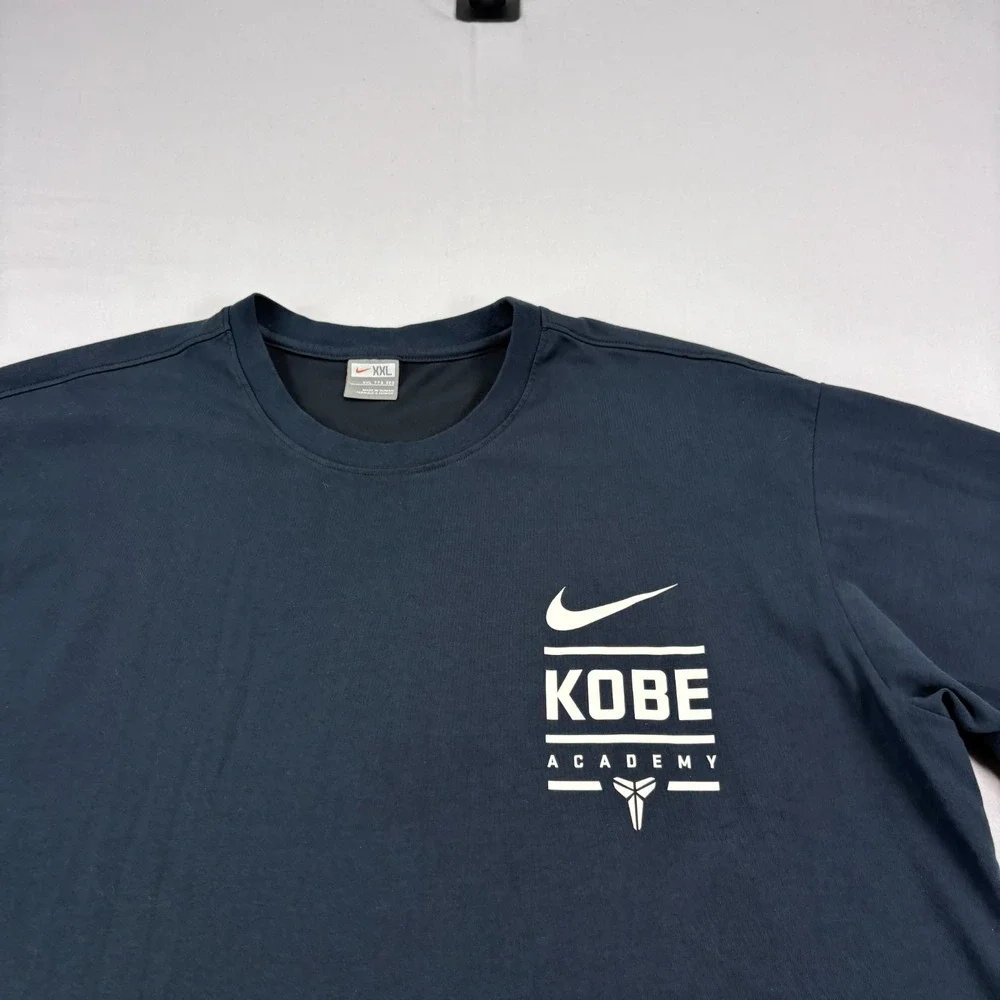 Nike shirt good